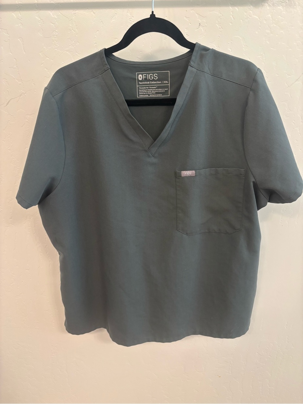 FIGS Bonsai Catarina Petite Scrub Top